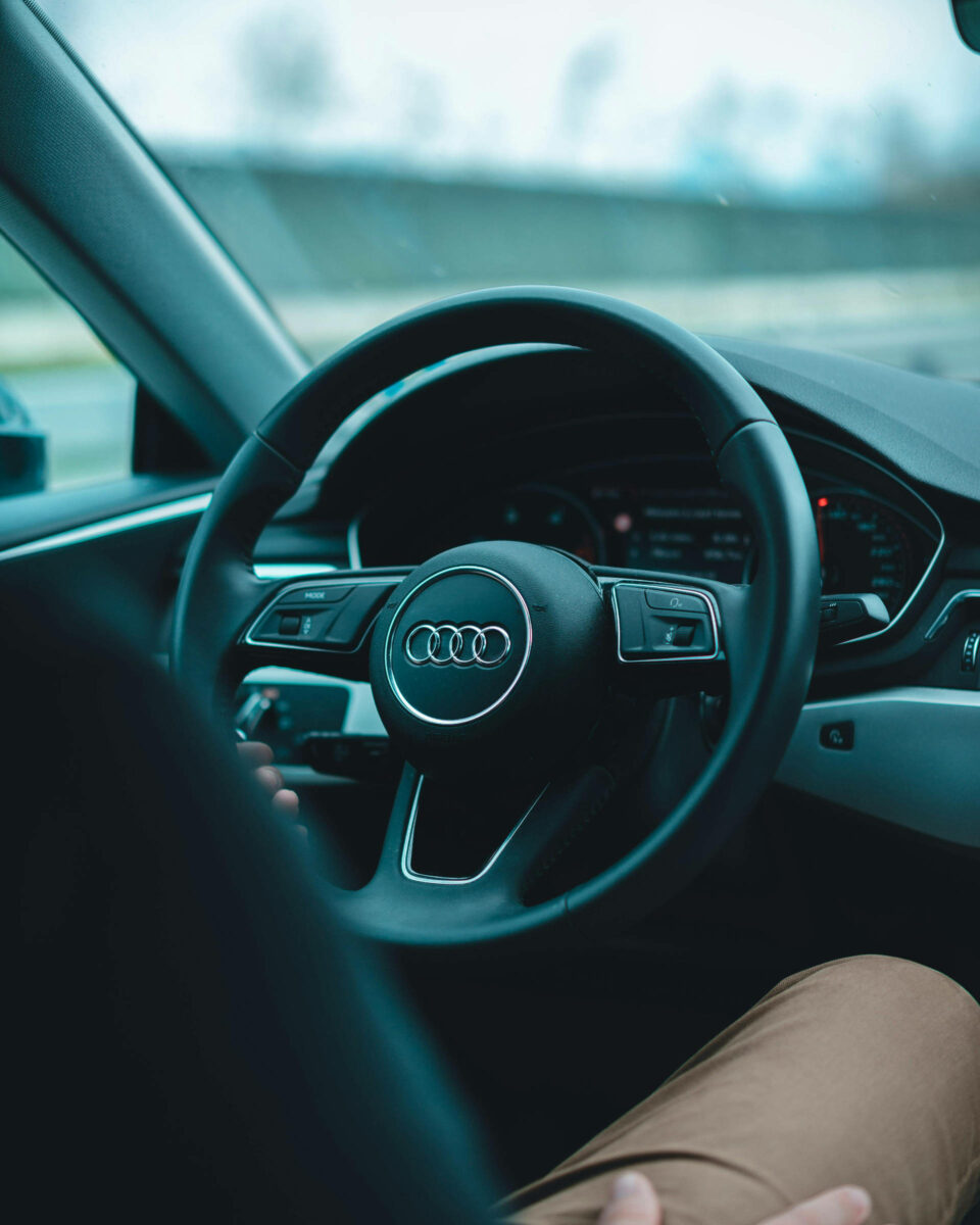 audi-steering-wheel-2