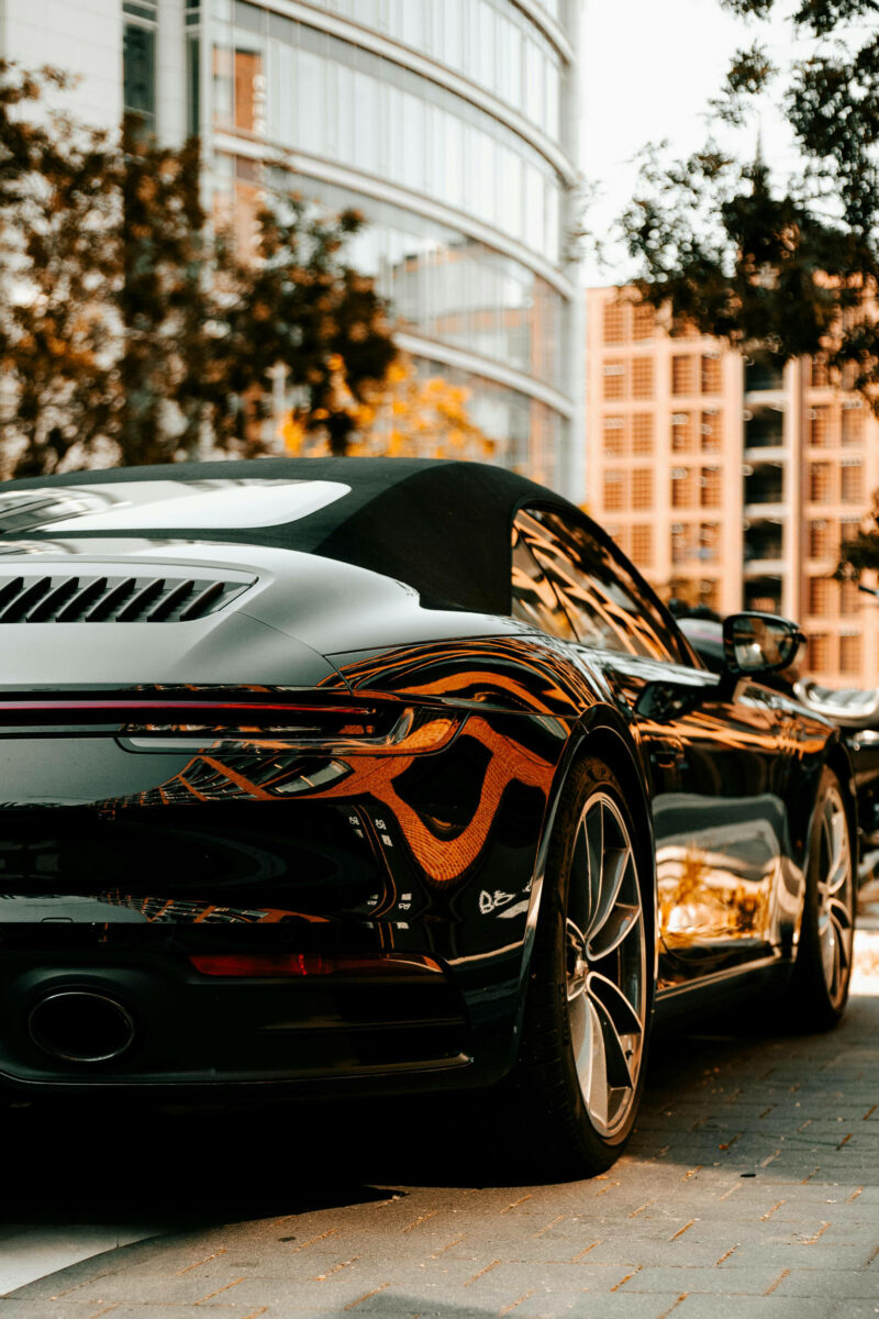 porsche-in-street